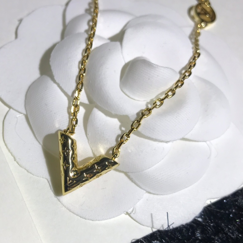 LV-N076 NECKLACE