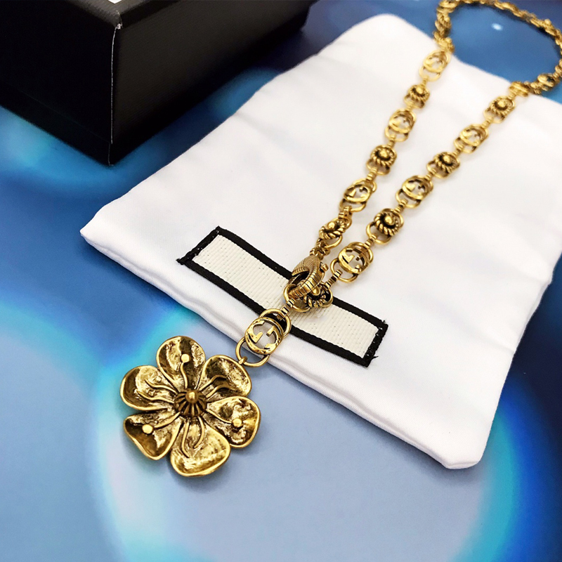GU-N046 NECKLACE