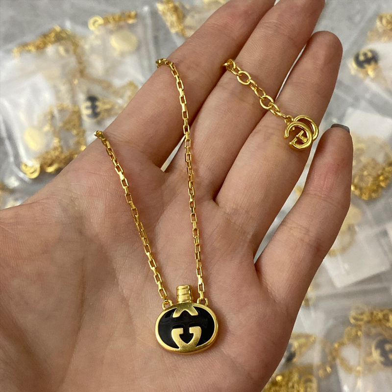 GU-N052 NECKLACE