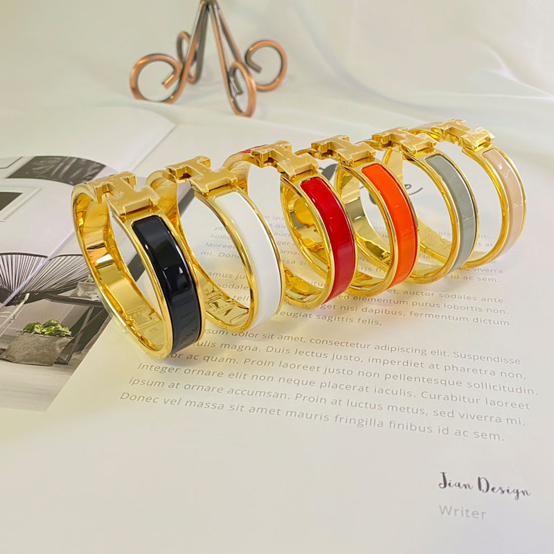 HE-B017 BRACELETS